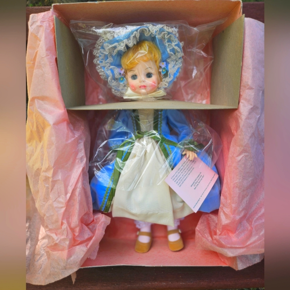 Madame Alexander Manet Doll #1571 1970s. 14" Brand New. Mint.